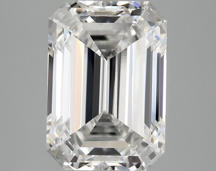 4.05 ct. emerald Lab Grown Diamond front image