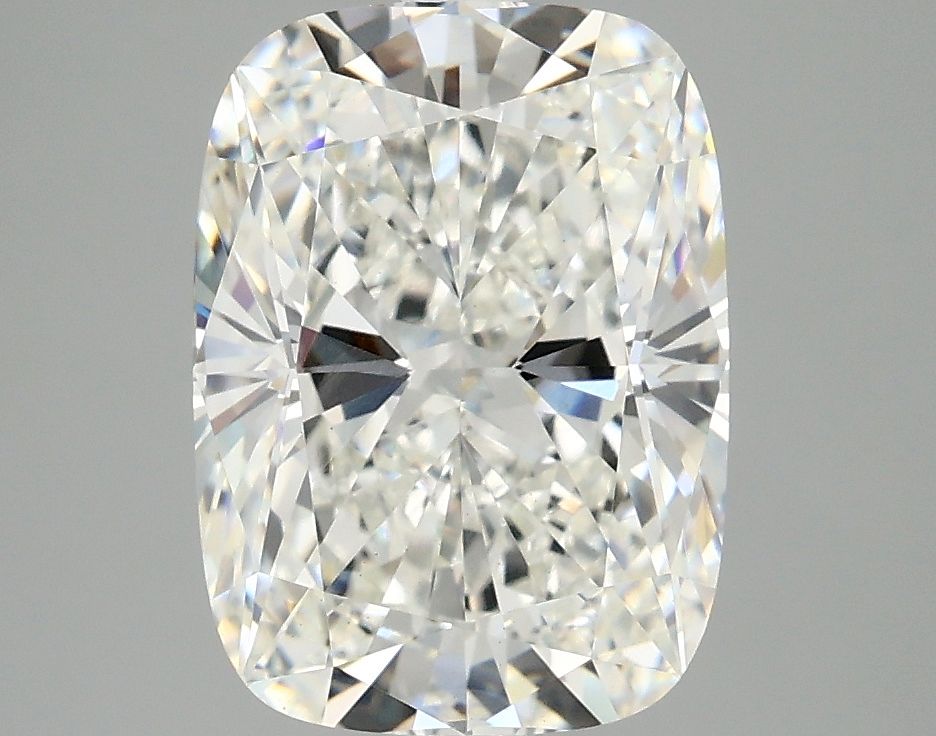 3.86 ct Cushion Modified diamond