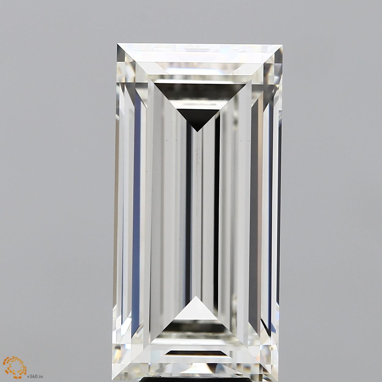 1.02 ct Baguette diamond