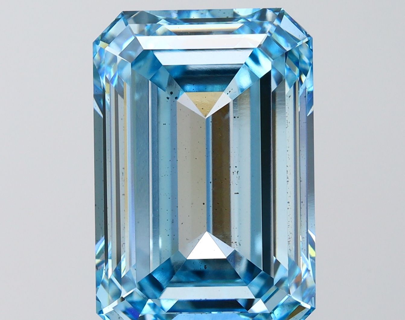10.05 ct. emerald Lab Grown Diamond front image