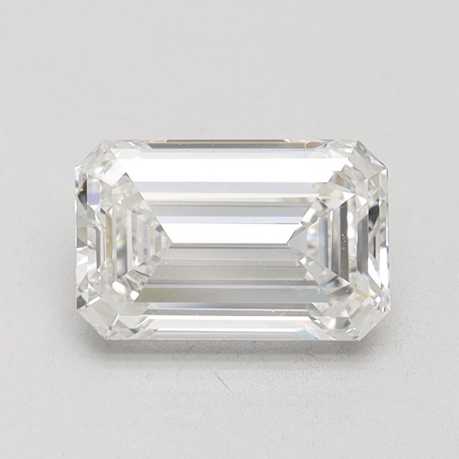 1.53 ct. emerald Lab Grown Diamond front image