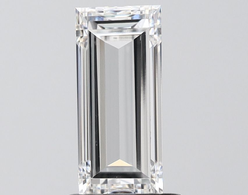 1.51 ct lab-grown Baguette Diamond