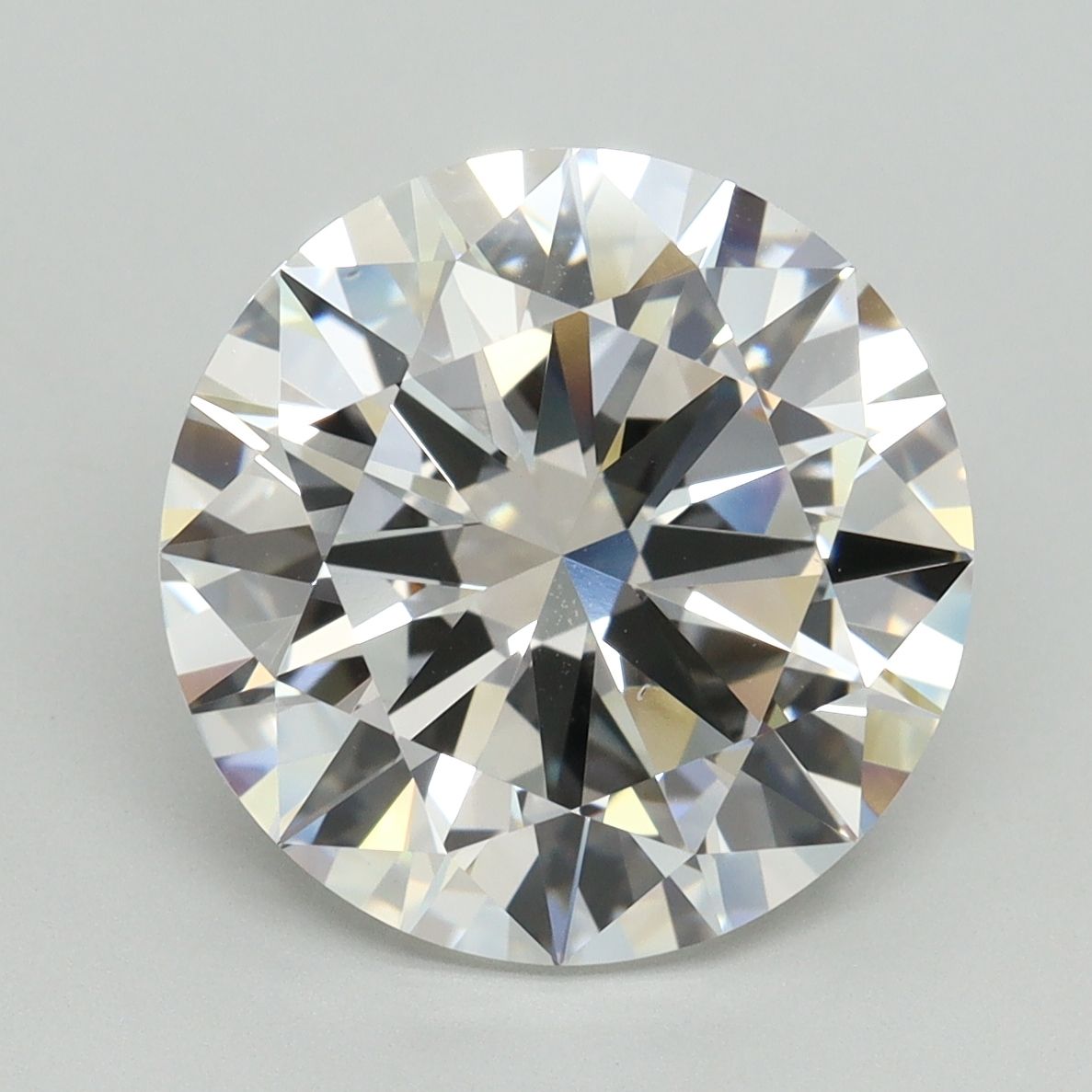 6.01 ct. round Lab Grown Diamond front image