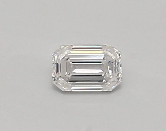0.32 ct lab-grown Emerald Diamond