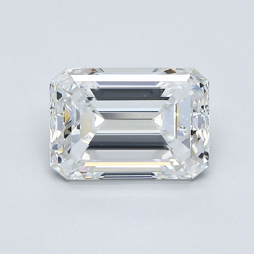 3.01 ct Emerald diamond