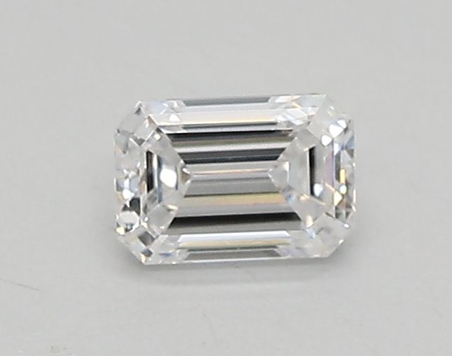 0.35 ct lab-grown Emerald Diamond