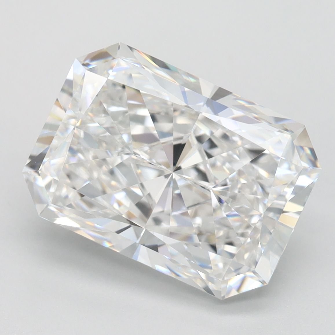 4.05 ct. radiant Lab Grown Diamond front image