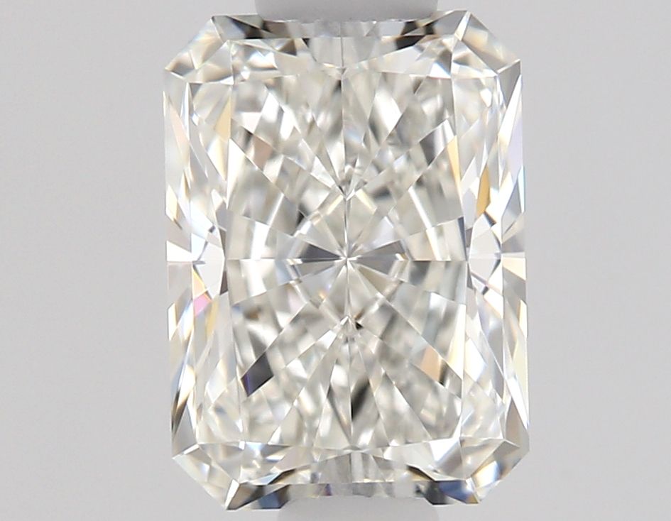 0.68 ct Radiant diamond