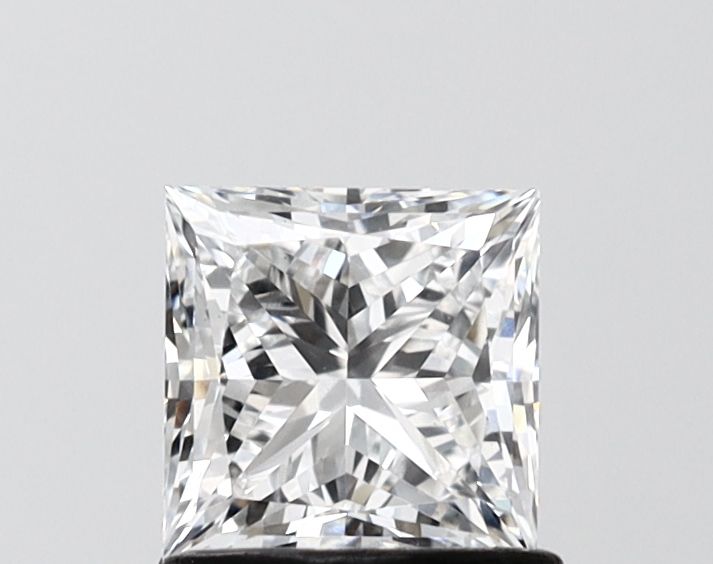 1.08 ct lab-grown Princess Diamond