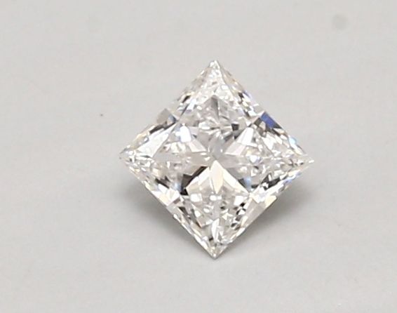 0.39 ct lab-grown Princess Diamond