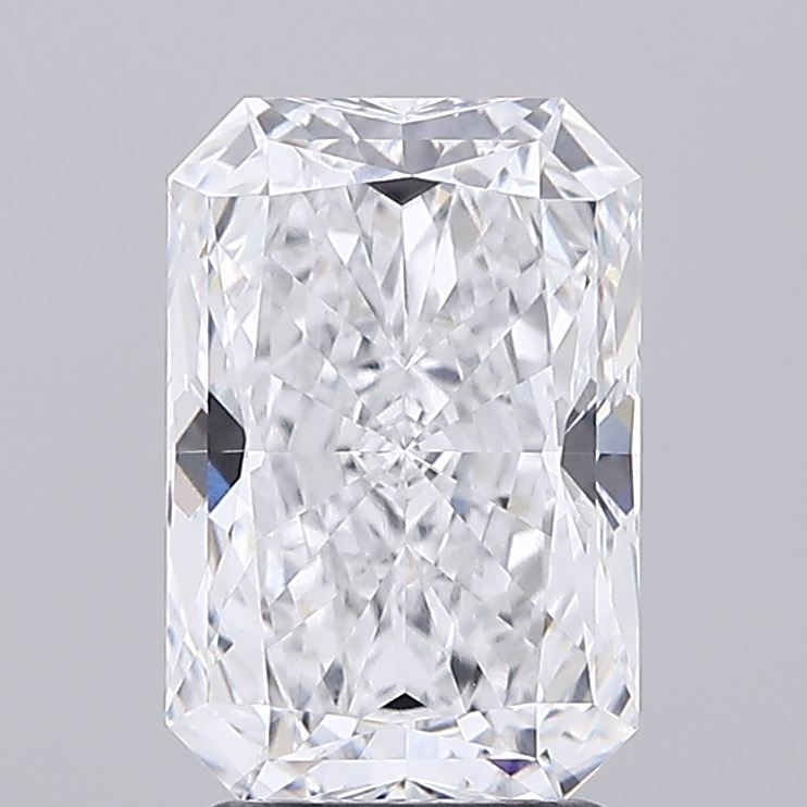 2.88 ct. radiant Lab Grown Diamond front image