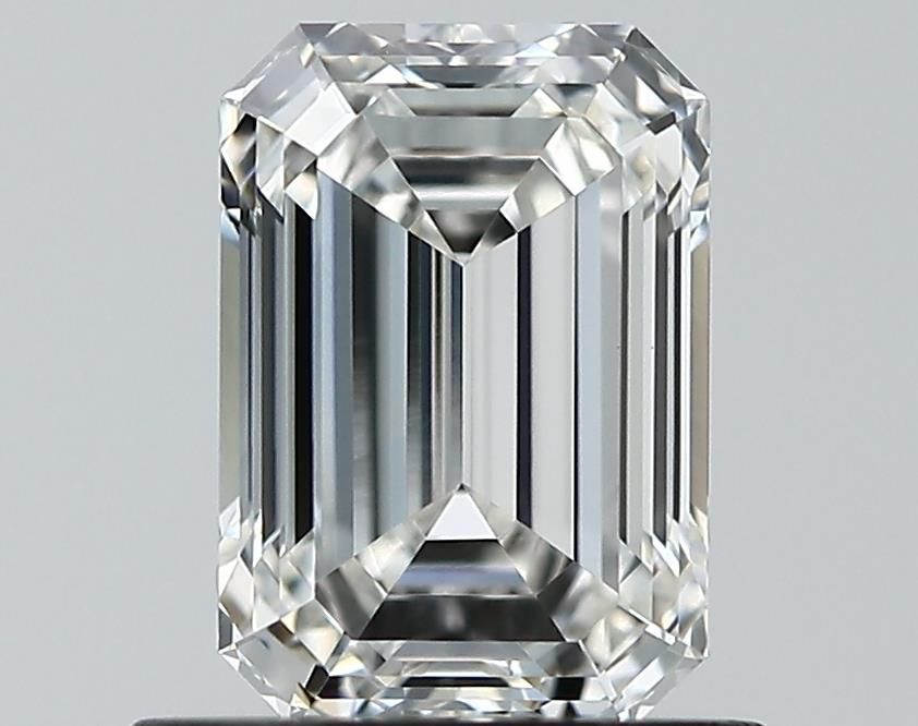 0.90 ct. emerald Lab Grown Diamond front image
