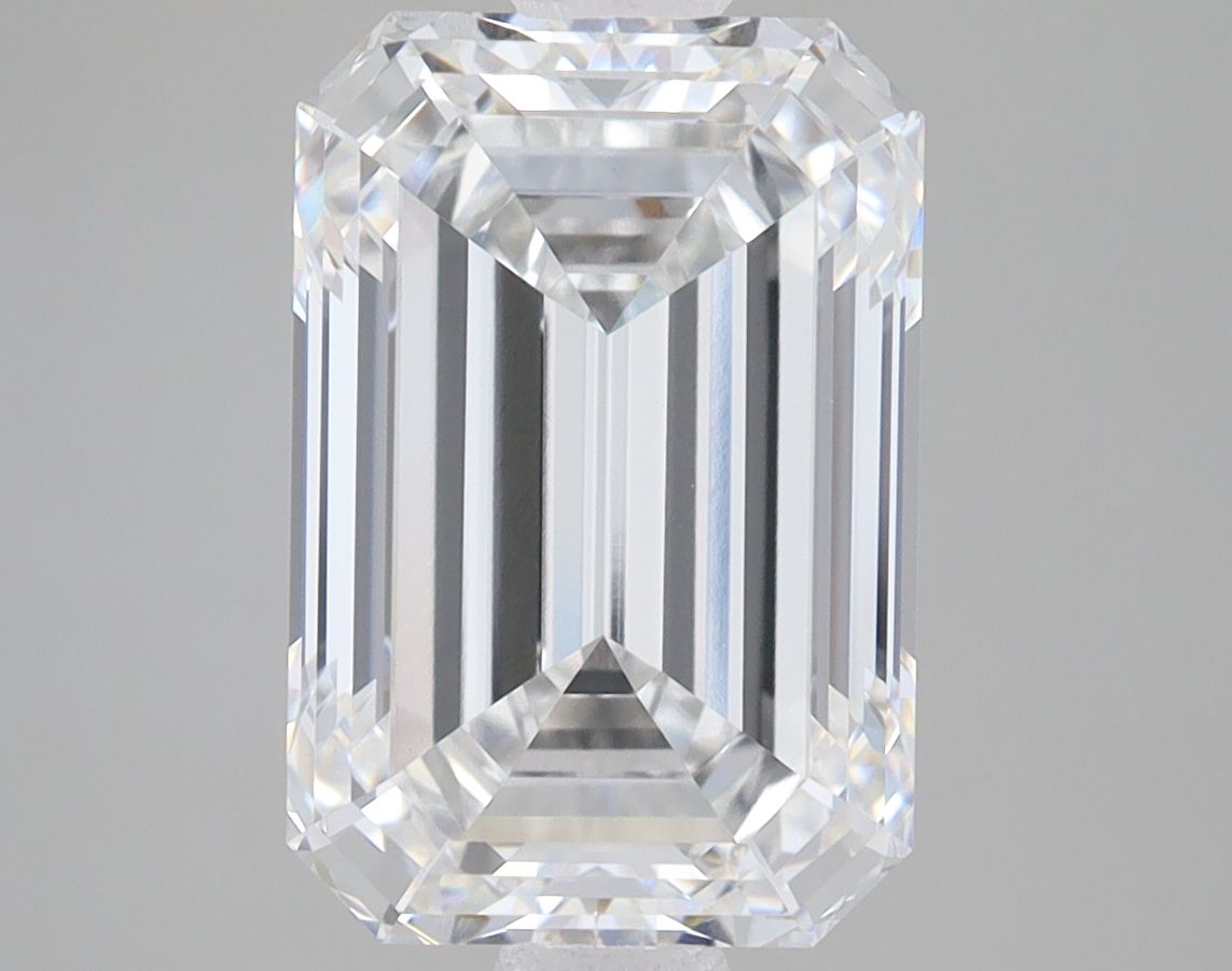 5.08 ct. emerald Lab Grown Diamond front image