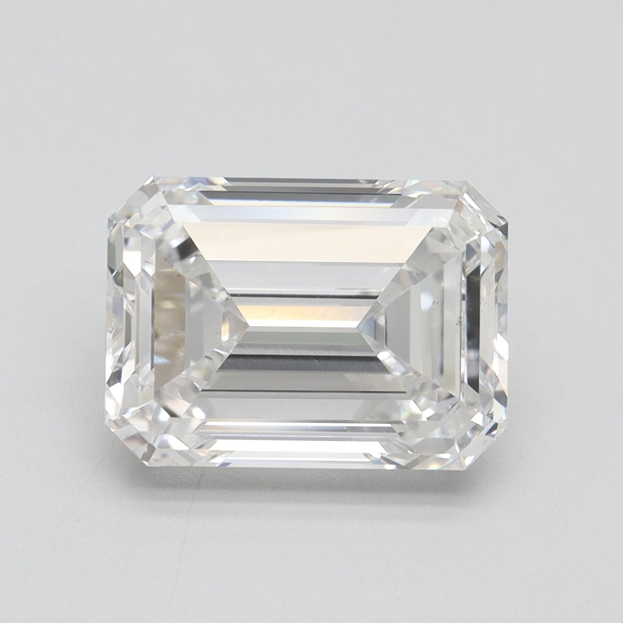 4.50 ct. emerald Lab Grown Diamond front image