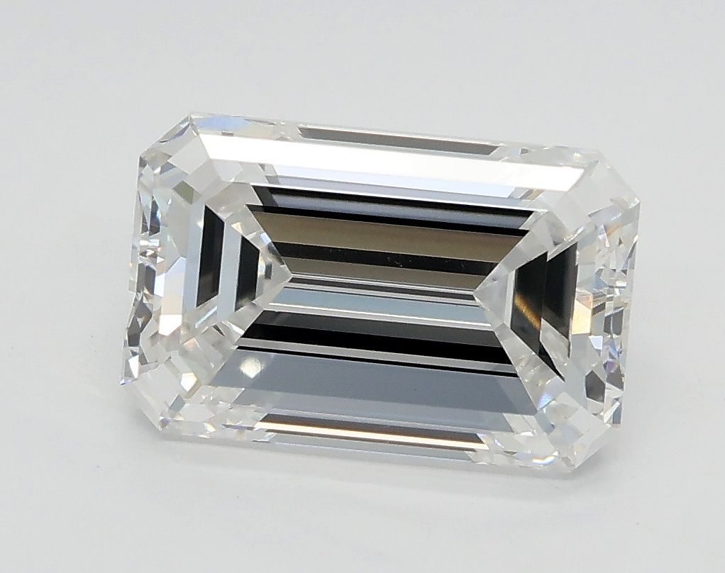 2.51 ct. emerald Lab Grown Diamond front image