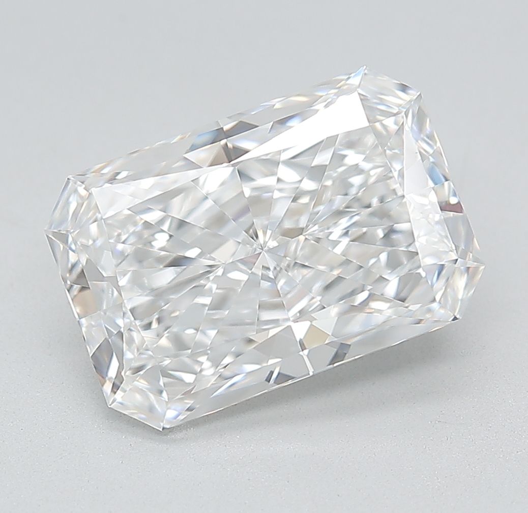3.87 ct. radiant Lab Grown Diamond front image