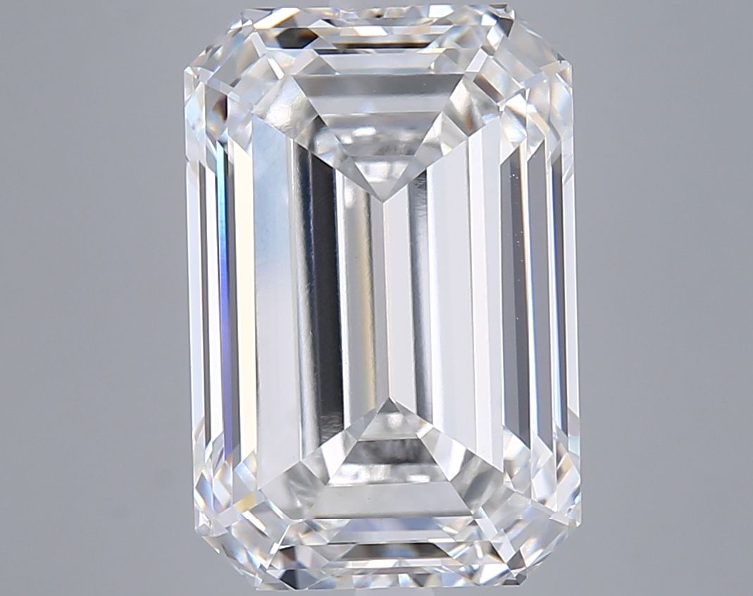 11.12 ct. emerald Lab Grown Diamond front image
