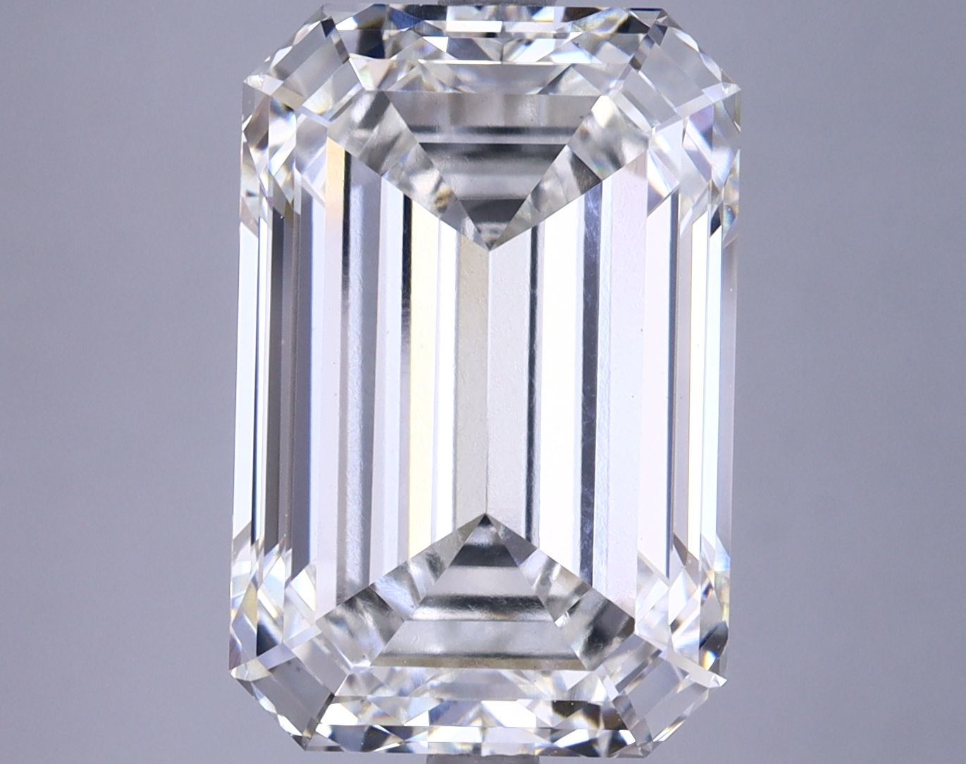 9.04 ct. emerald Lab Grown Diamond front image