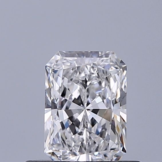0.53 ct lab-grown Radiant Diamond