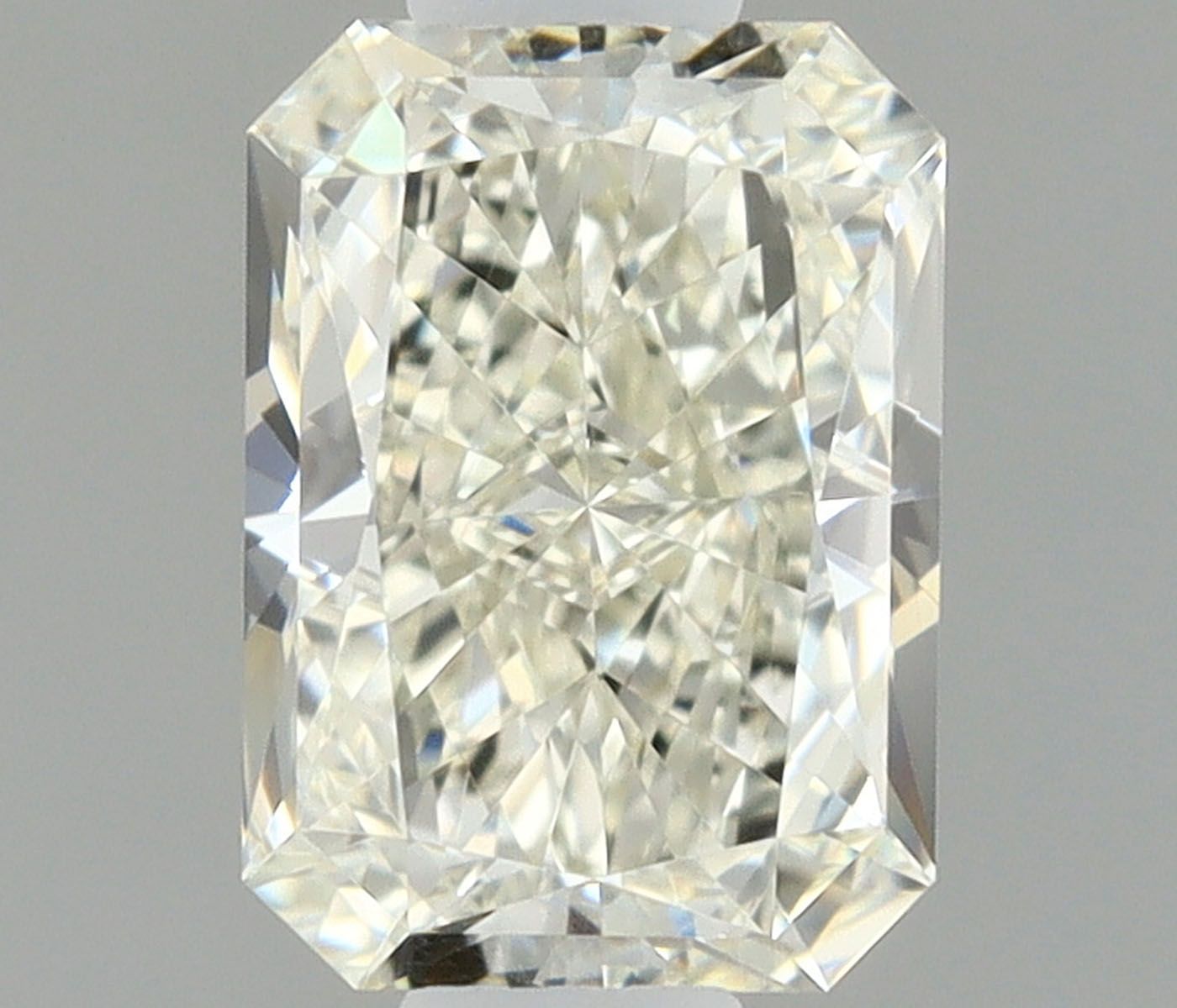 0.4 ct Radiant Diamond