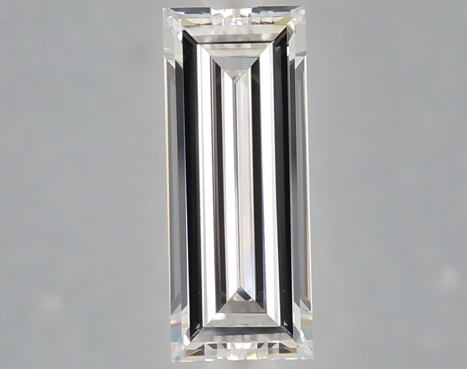 1.05 ct lab-grown Baguette Diamond