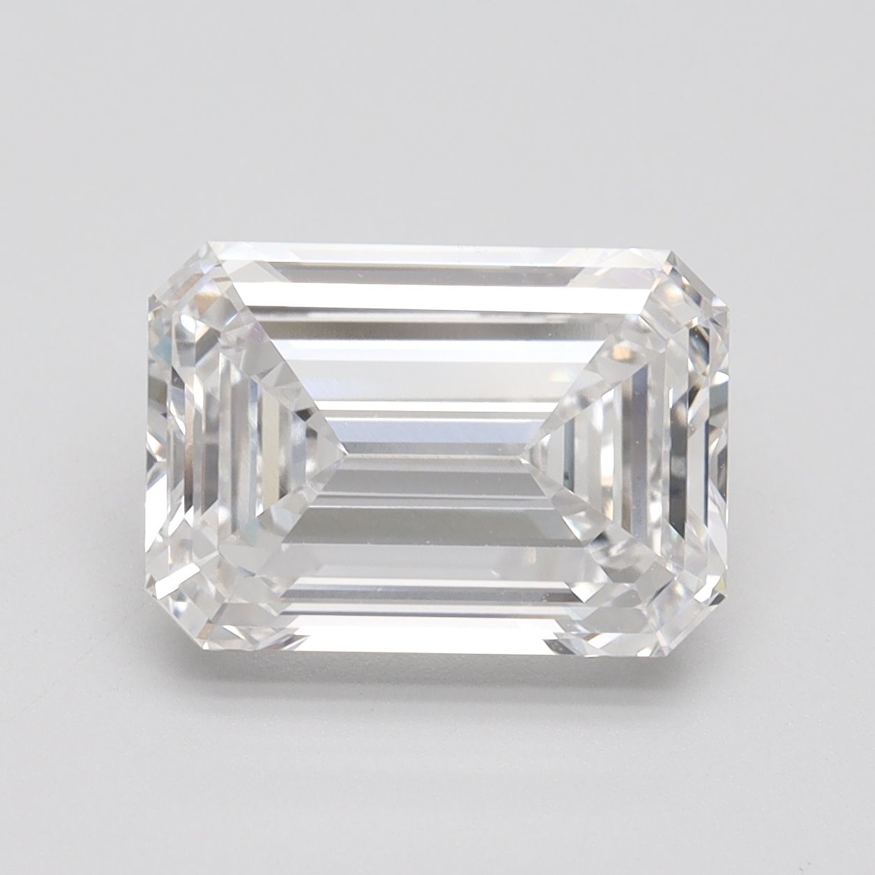 4.61 ct. emerald Lab Grown Diamond front image