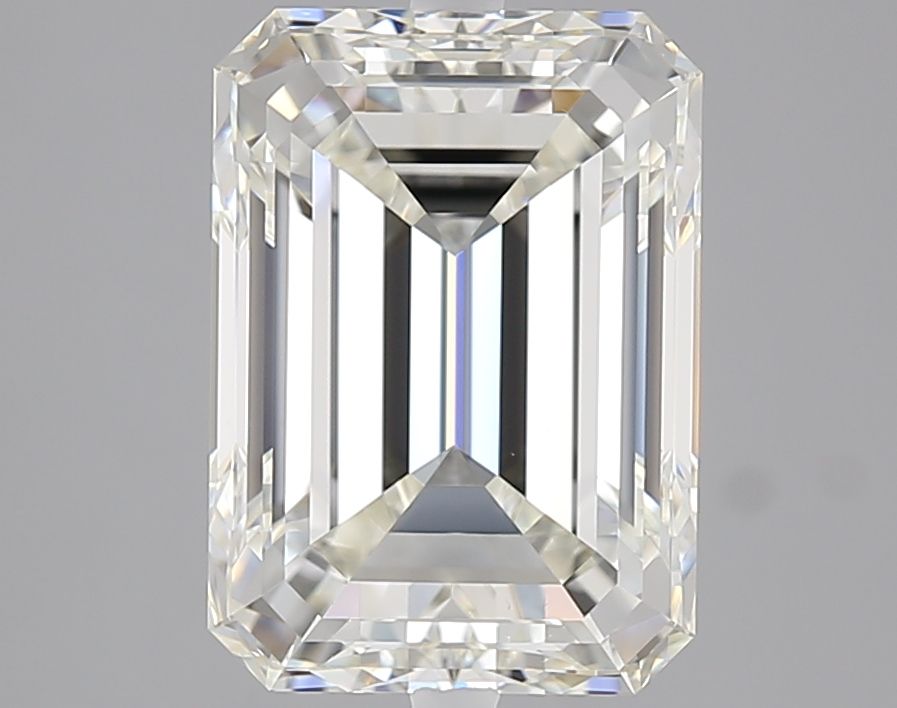 3.50 ct Emerald diamond