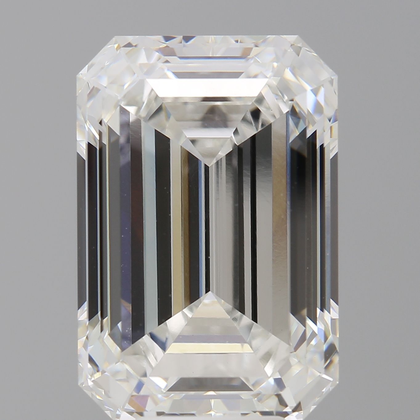 9.08 ct. emerald Lab Grown Diamond front image
