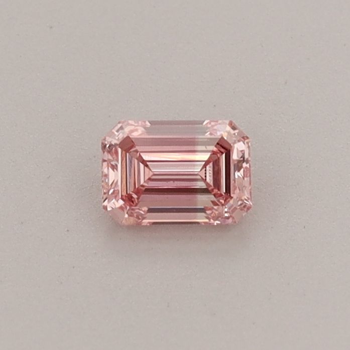 0.23 ct lab-grown Emerald Diamond