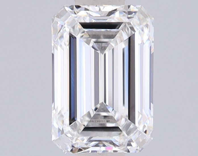 1.04 ct. emerald Lab Grown Diamond front image