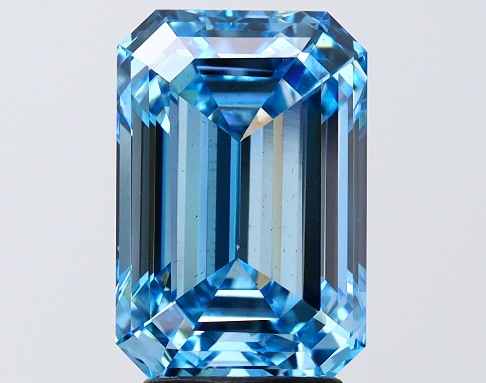 4.12 ct. emerald Lab Grown Diamond front image
