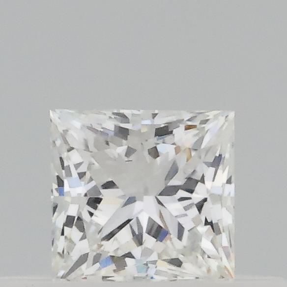 0.27 ct lab-grown Princess Diamond