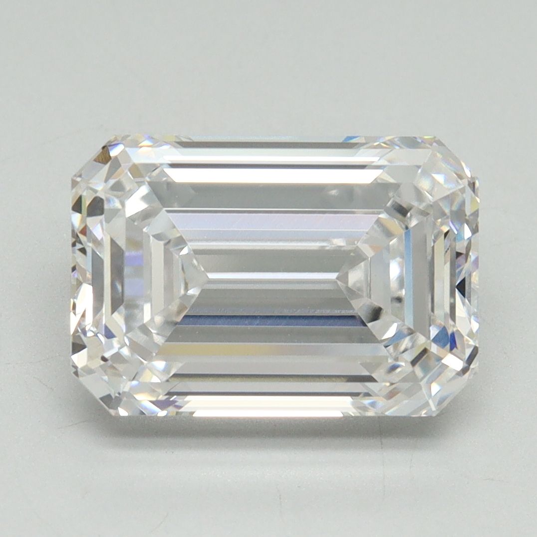 4.55 ct. emerald Lab Grown Diamond front image