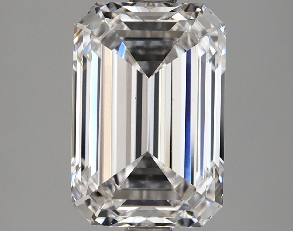 3.16 ct. emerald Lab Grown Diamond front image