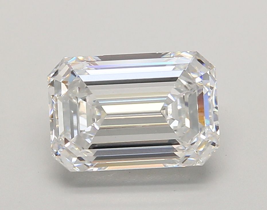 3.04 ct. emerald Lab Grown Diamond front image