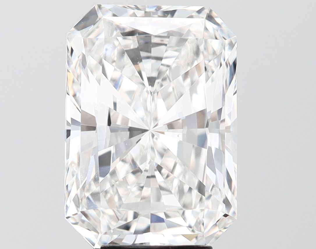 5.00 ct. radiant Lab Grown Diamond front image