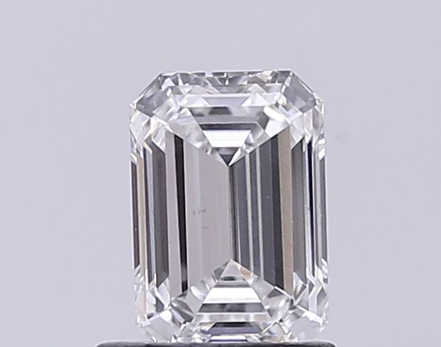 1.07 ct. emerald Lab Grown Diamond front image