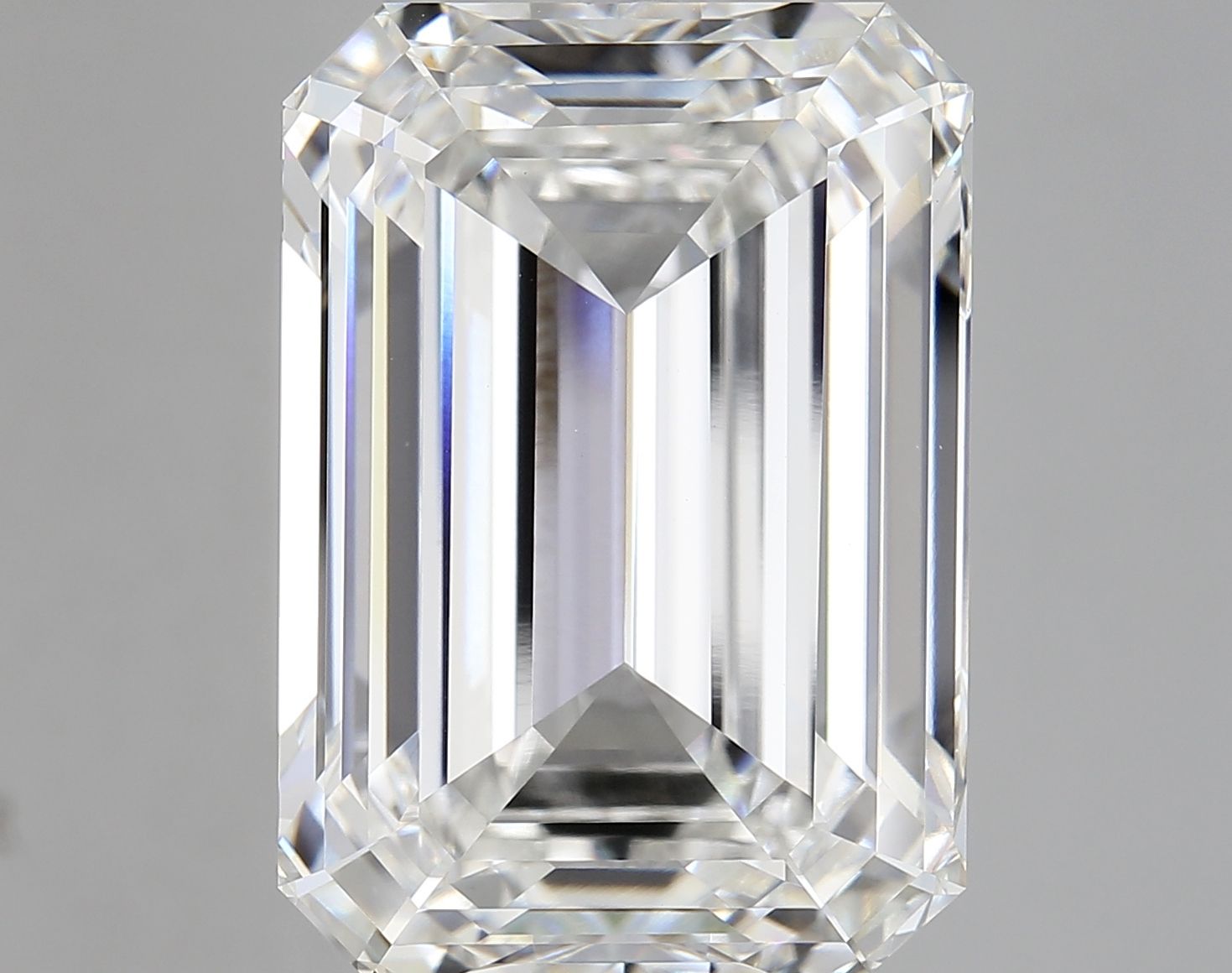 20.00 ct. emerald Lab Grown Diamond front image
