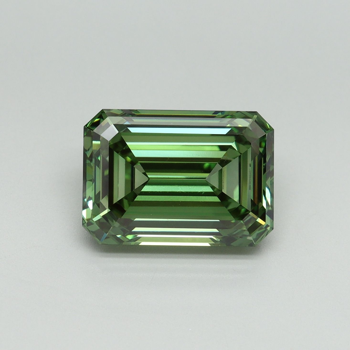 4.07 ct. emerald Lab Grown Diamond front image