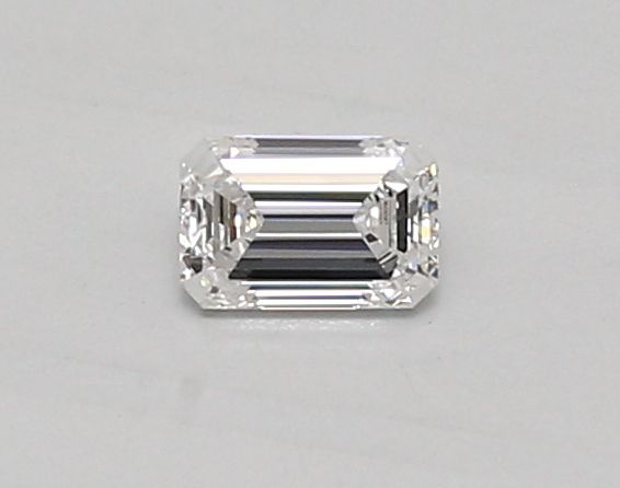 0.32 ct lab-grown Emerald Diamond