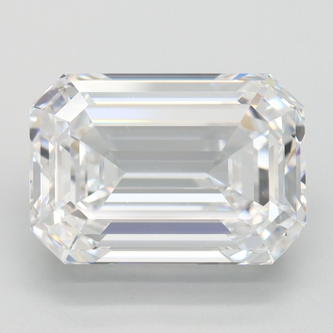4.24 ct. emerald Lab Grown Diamond front image