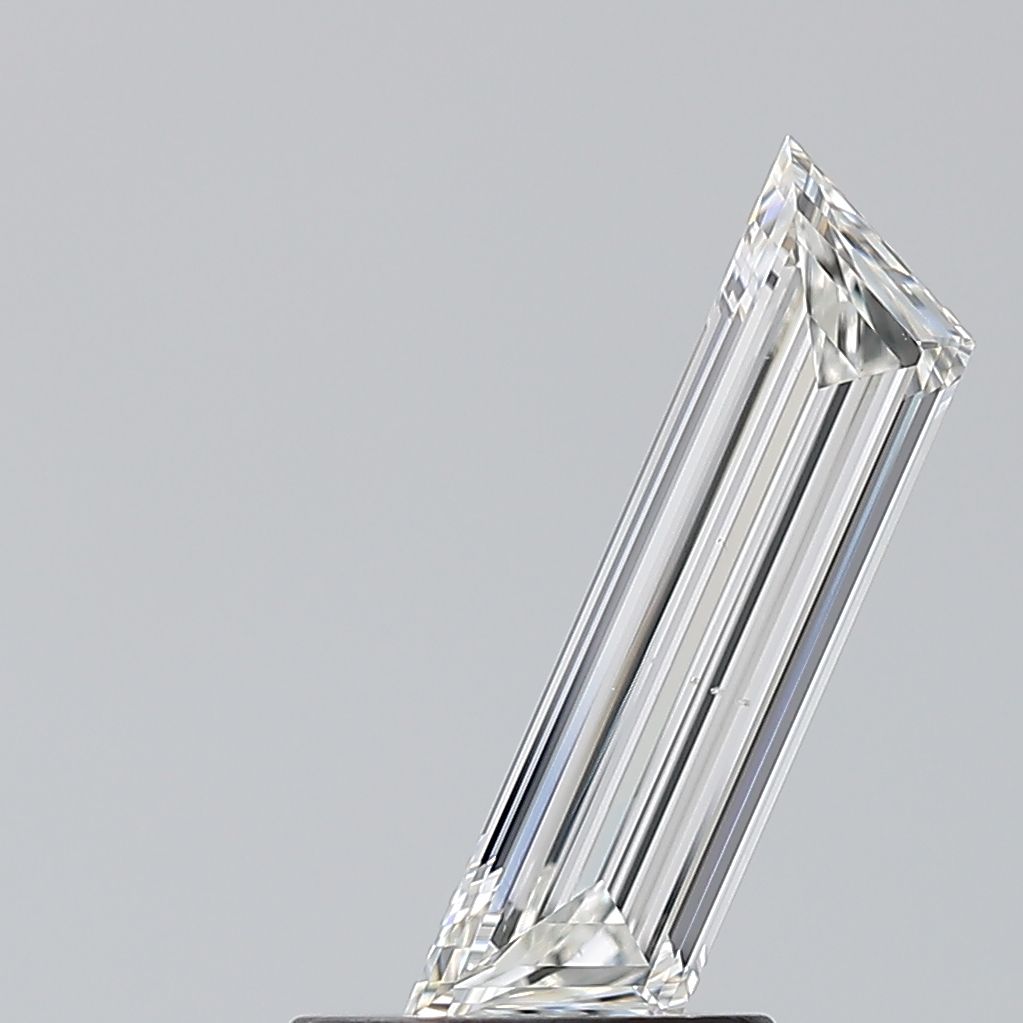 0.7 ct Trapezoid Diamond