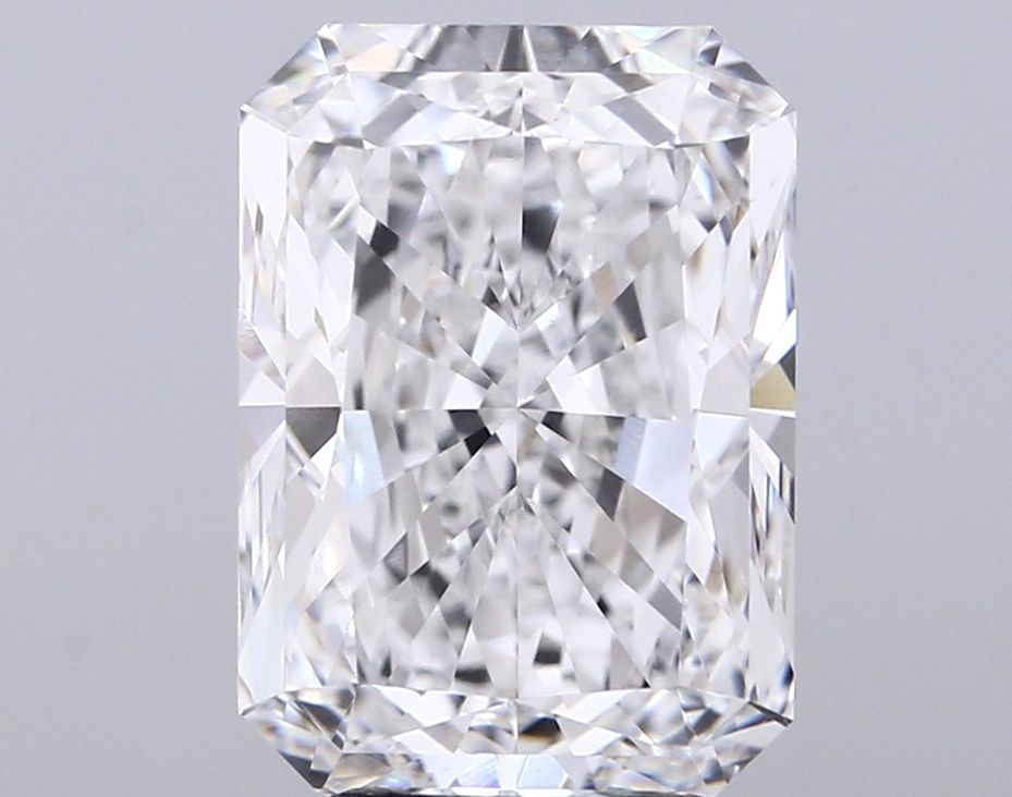 5.08 ct. radiant Lab Grown Diamond front image