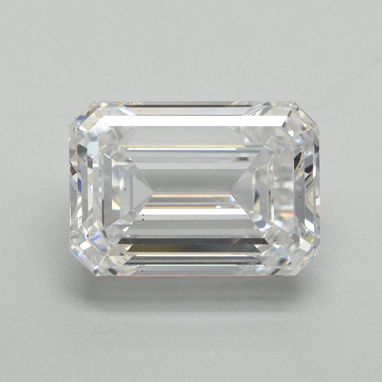 5.04 ct. emerald Lab Grown Diamond front image