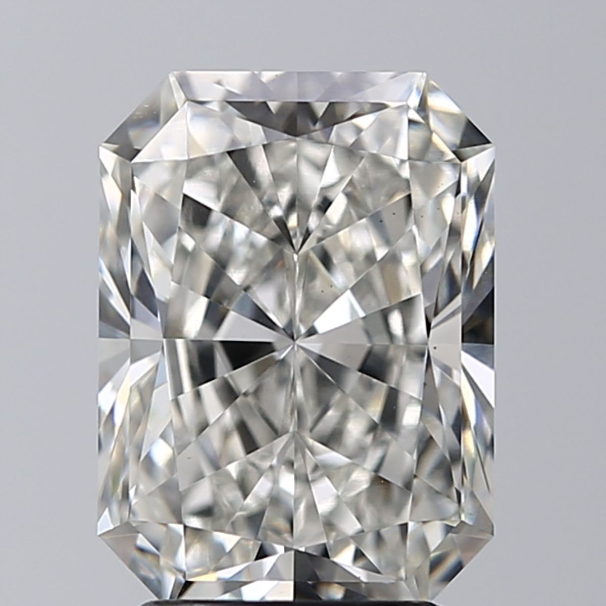 3.02 ct Radiant diamond