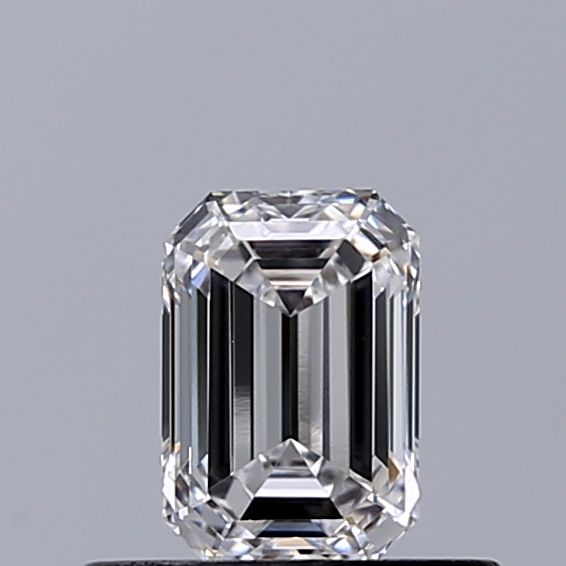 0.48 ct lab-grown Emerald Diamond