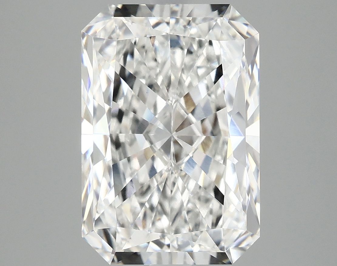 4.89 ct. radiant Lab Grown Diamond front image