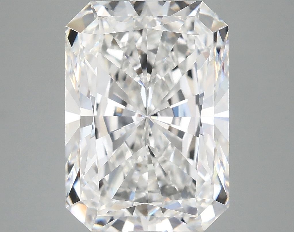 4.90 ct. radiant Lab Grown Diamond front image