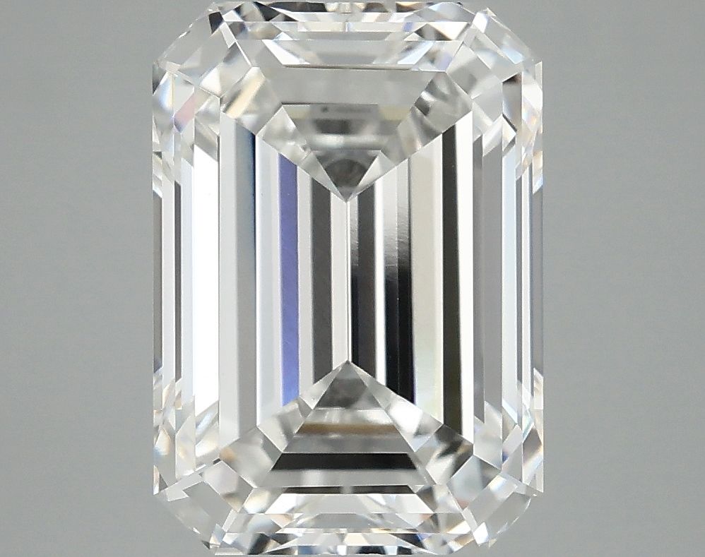 5.04 ct. emerald Lab Grown Diamond front image
