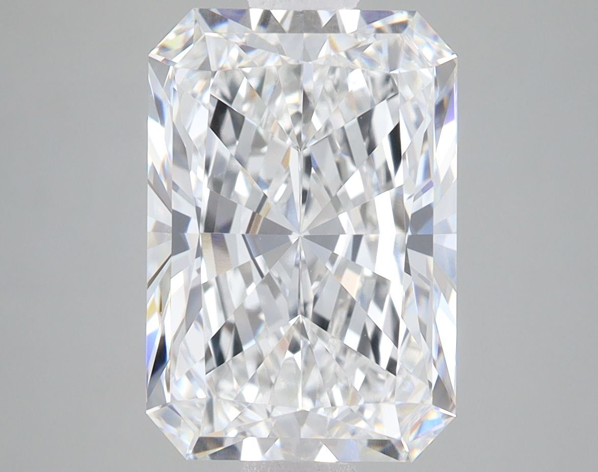 5.08 ct. radiant Lab Grown Diamond front image